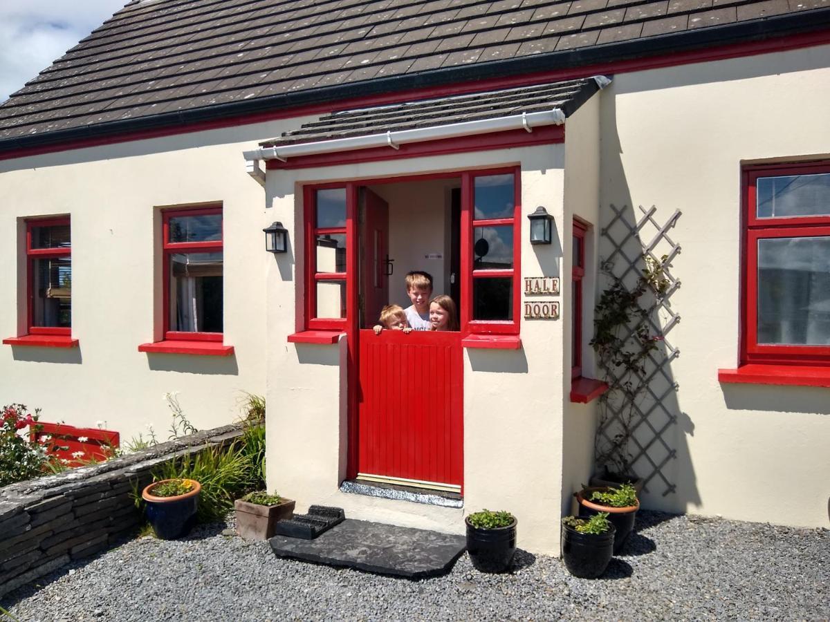 Half Door Cottage Doolin Exterior photo