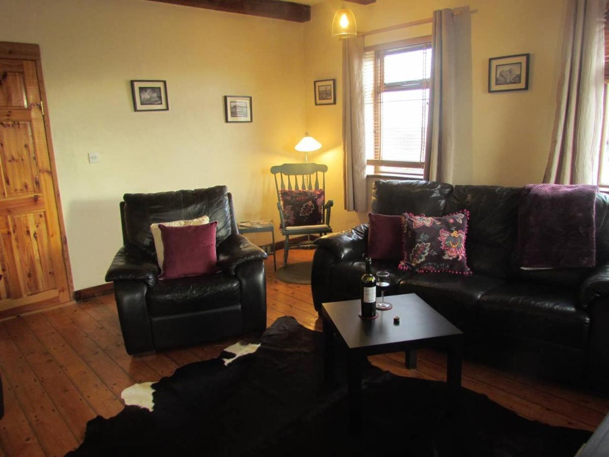 Half Door Cottage Doolin Exterior photo